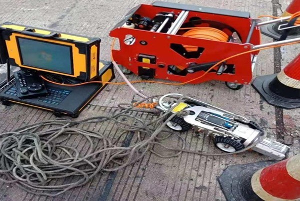 宜川CCTV管道检测机器人